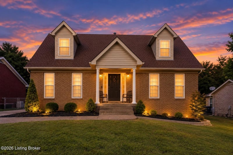 121 Holly Hills Dr, Louisville, KY 40118