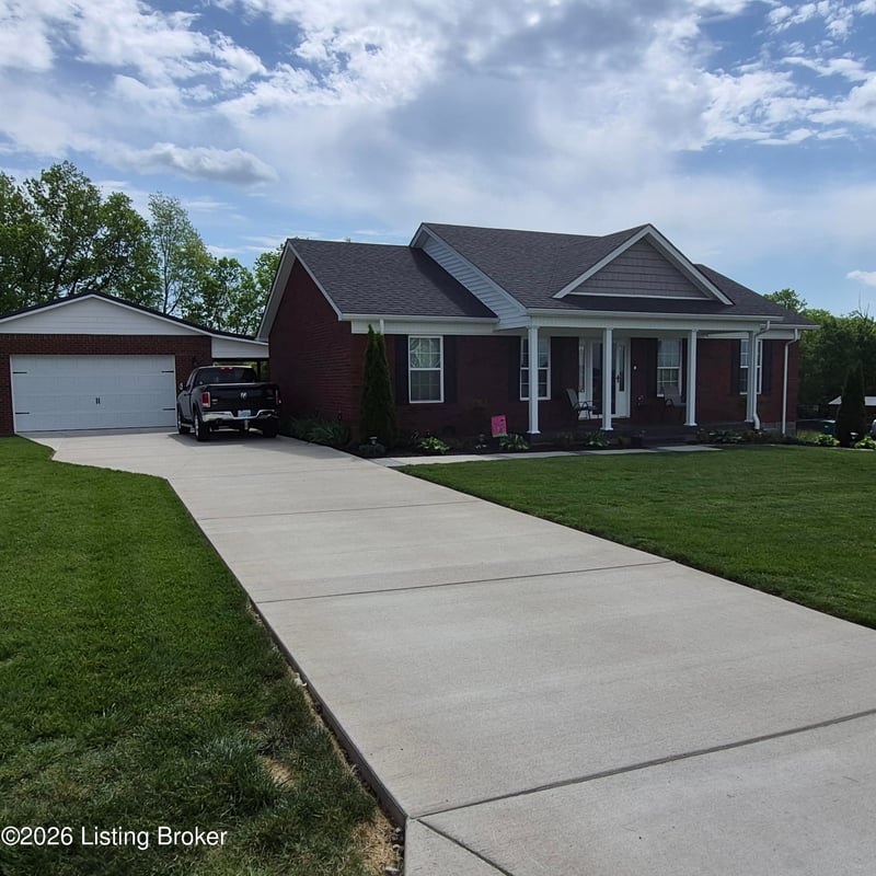 121 Iroquois Trl, Bloomfield, KY 40008