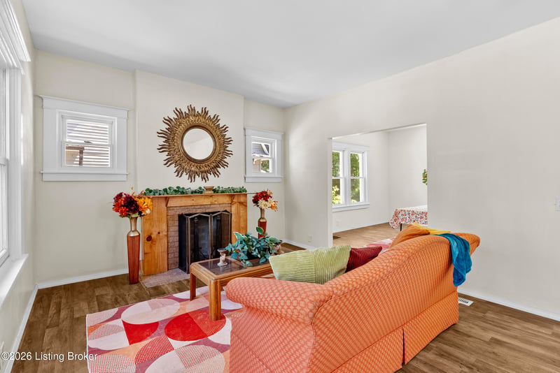 121 N Shawnee Ter, Louisville, KY 40212