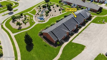 121 Woodlake Ct, Mt Washington, KY 40047