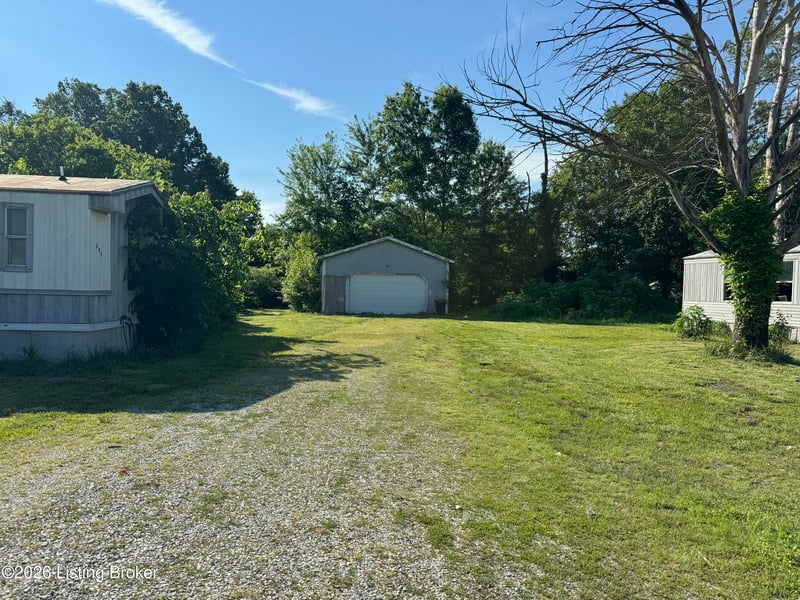 1214 Pitts Point Rd, Shepherdsville, KY 40165