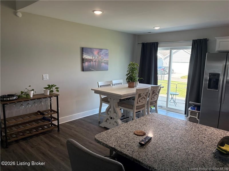 1215 Blackstone Trl, Utica, IN 47130