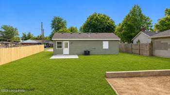 122 N Brookwood Dr, Louisville, KY 40229
