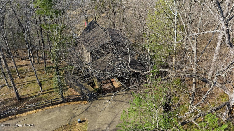 122 Pineland Ln, Brandenburg, KY 40108