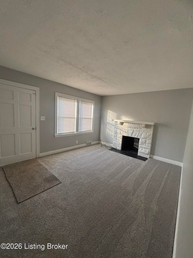 1220 Gilmore Ln, Louisville, KY 40213