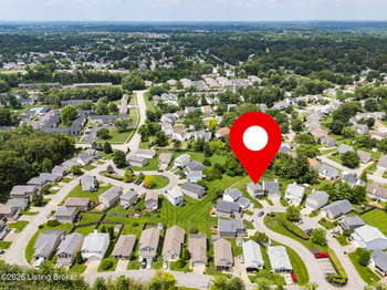 12202 Hideaway Ct, Louisville, KY 40245