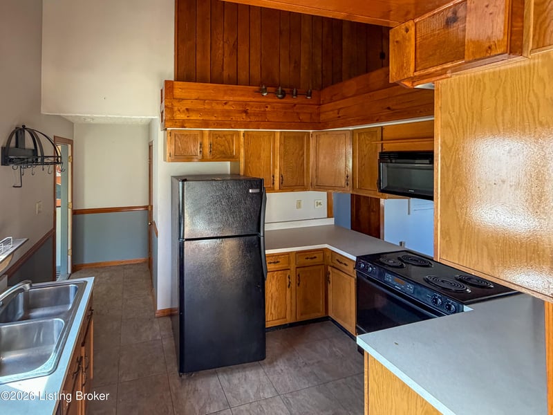 1221 Wilson Church Rd, Caneyville, KY 42721