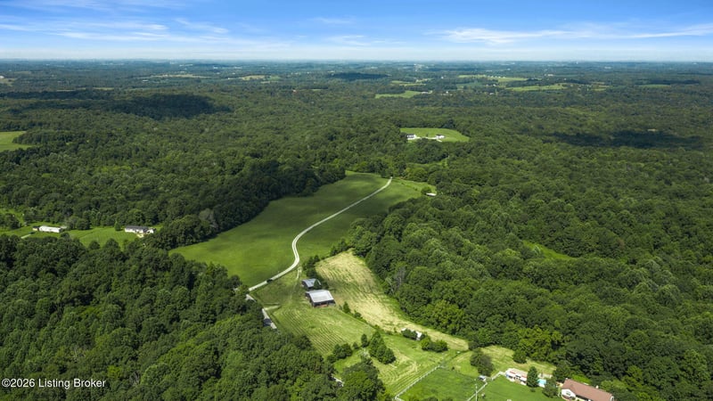 1225 N Grandview Church Rd, Cecilia, KY 42724