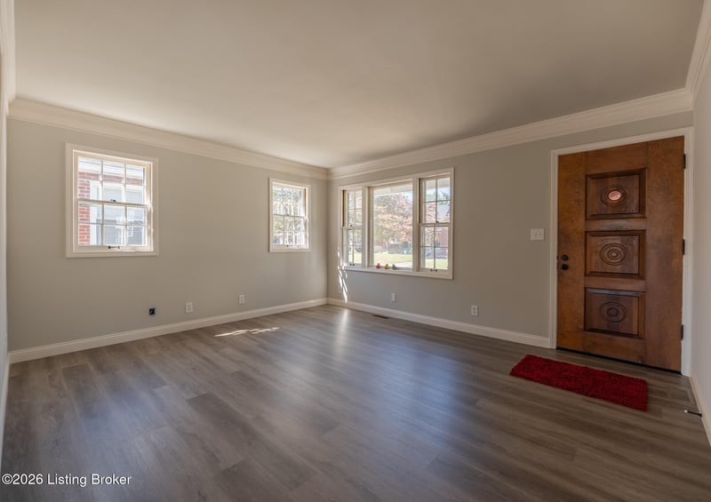 1228 Bourbon Ave, Louisville, KY 40213