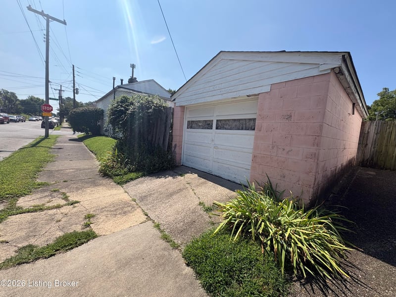 1228 Boyle St, Louisville, KY 40204