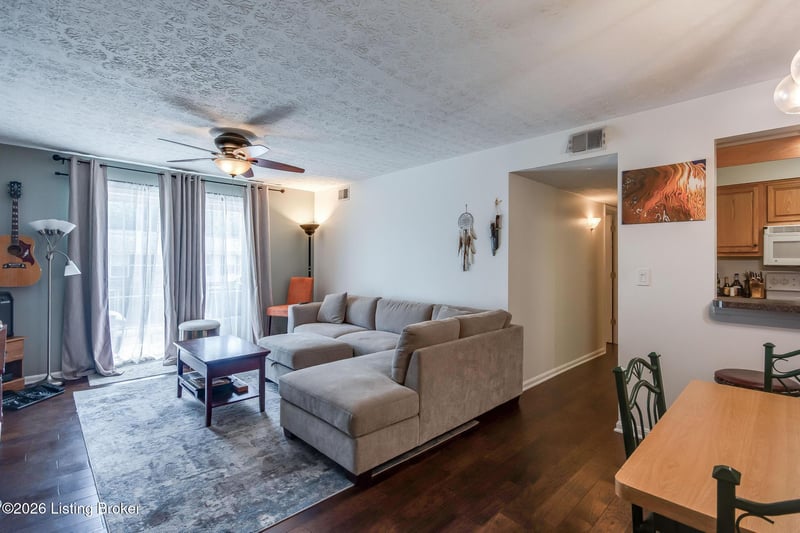 1229 Westlynne Way #APT 5, Louisville, KY 40222