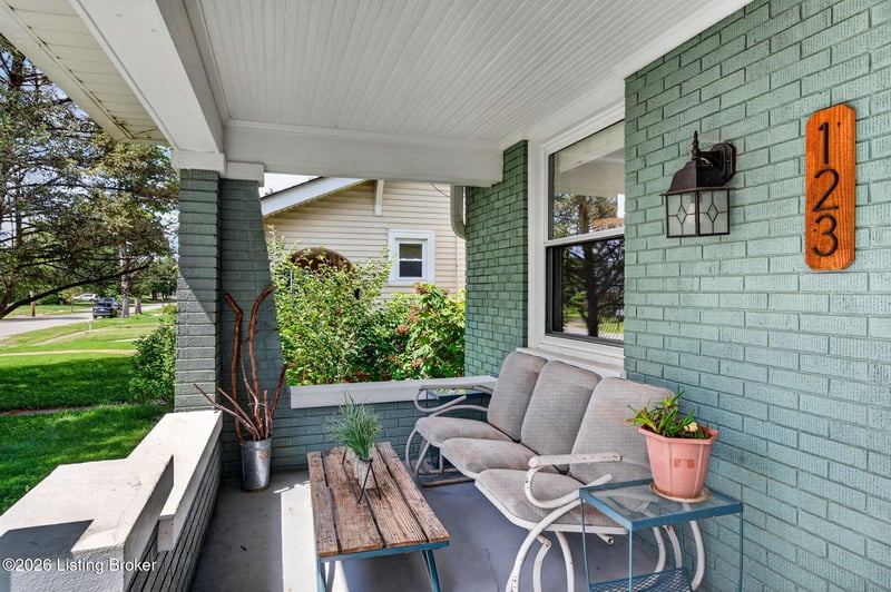 123 Oxford Pl, Louisville, KY 40207