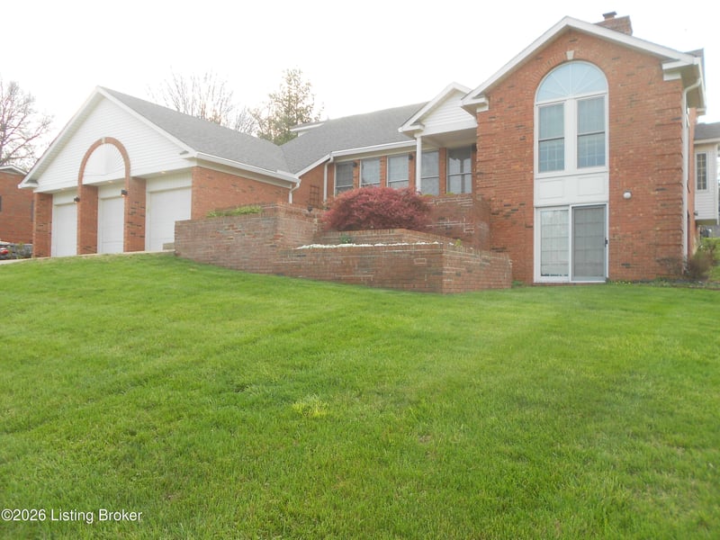 123 Westwind Trl, Bardstown, KY 40004