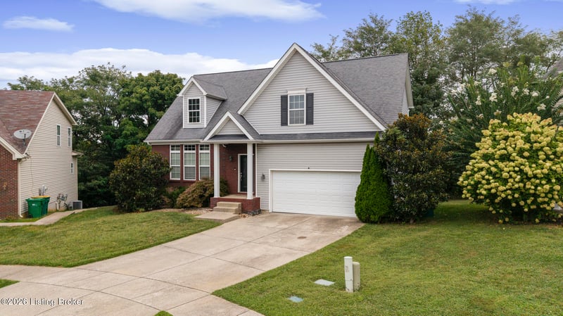 12316 Amber Woods Ct, Louisville, KY 40245