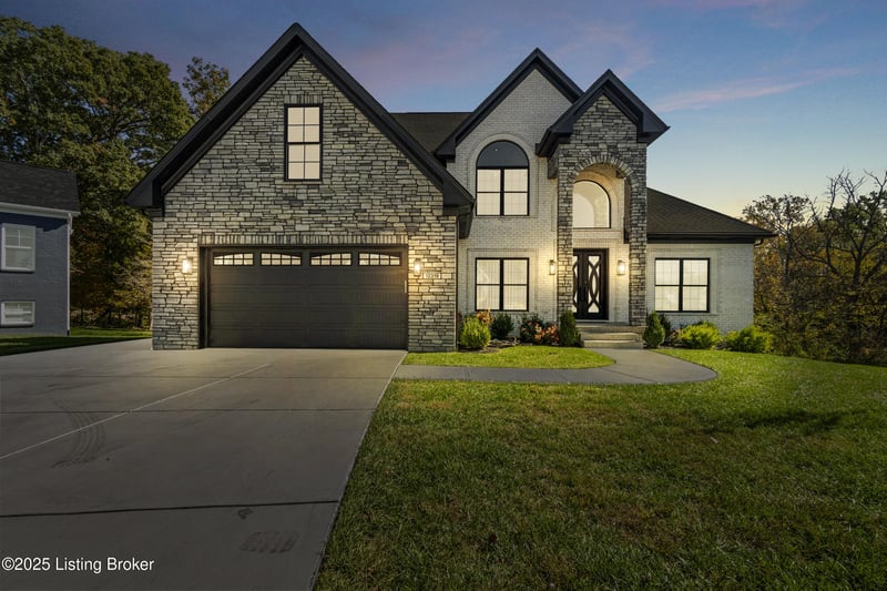12319 Vanherr Dr, Louisville, KY 40299