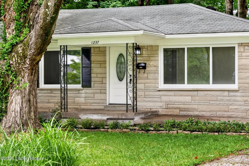 1237 Cooper Ave, Louisville, KY 40219