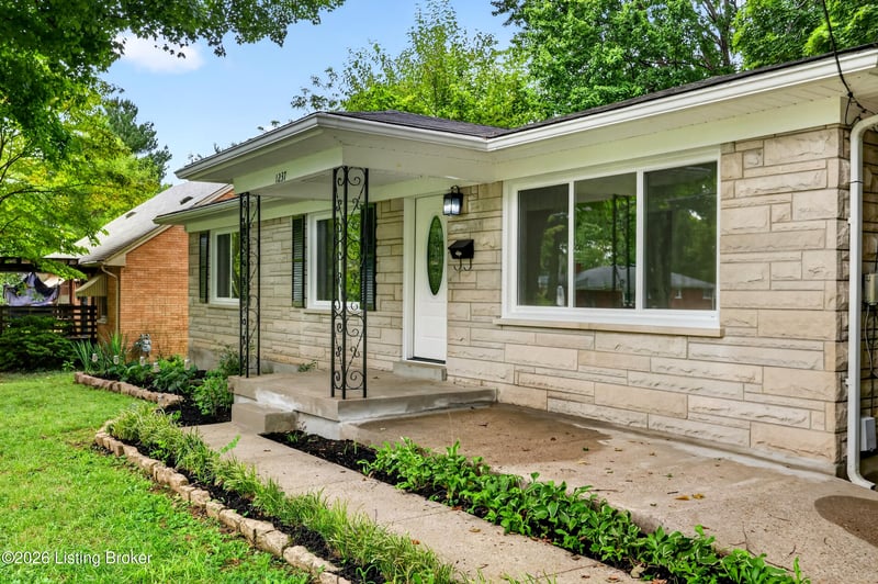 1237 Cooper Ave, Louisville, KY 40219