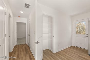 124 Coral Rdg Way, Brooks, KY 40109