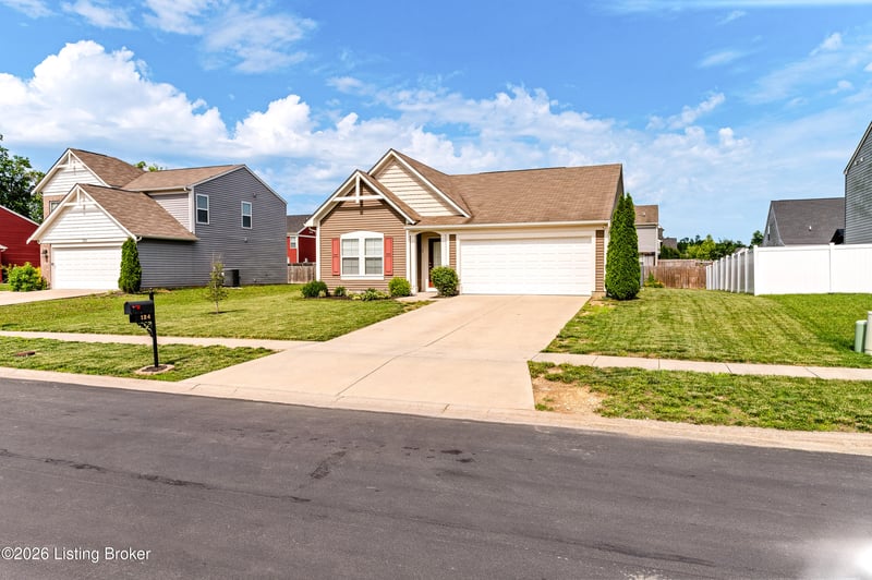 124 Gadwall Ct, Shepherdsville, KY 40165