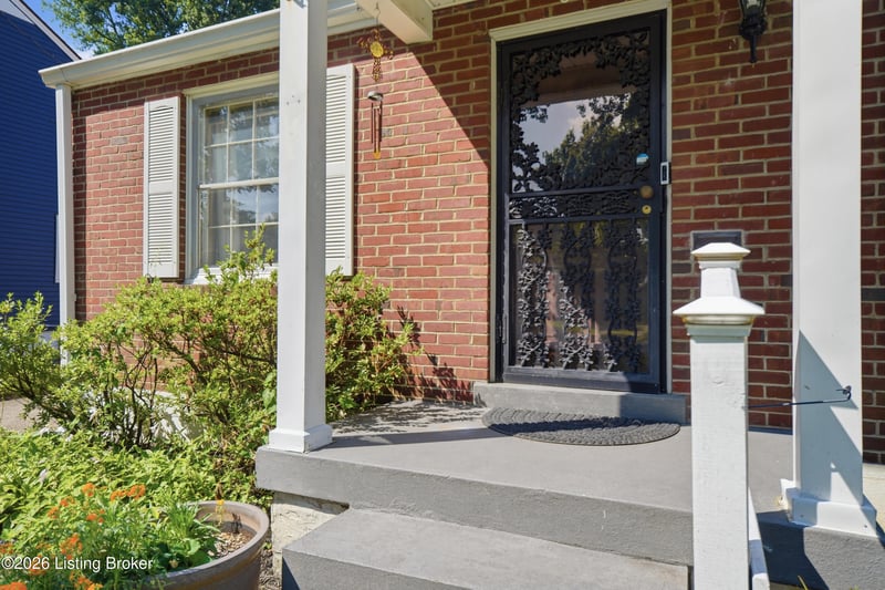 124 S Arbor Pk, Louisville, KY 40214