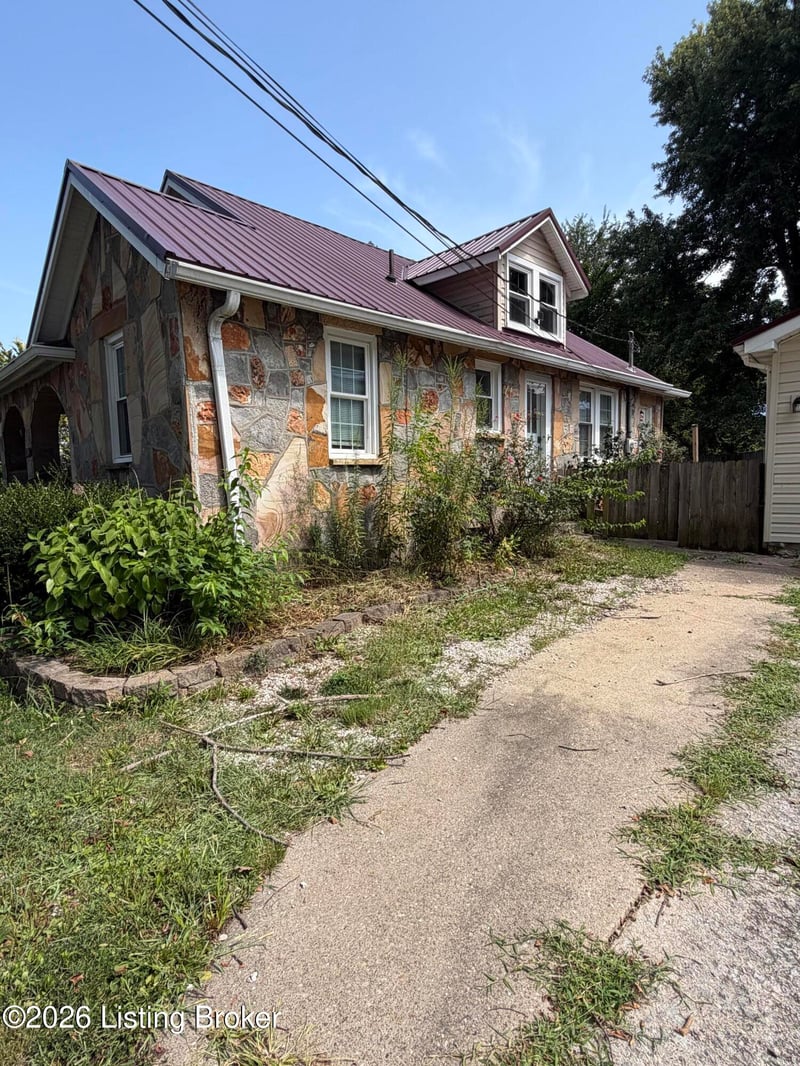 124 W Forest Ave, Hodgenville, KY 42748