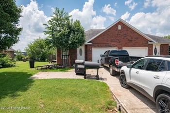 124 Wood Ln, Hodgenville, KY 42748