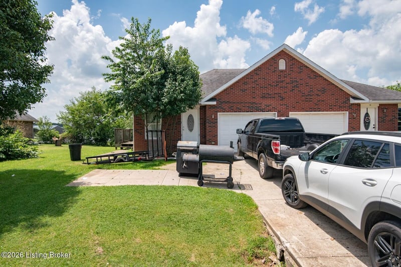 124 Wood Ln, Hodgenville, KY 42748
