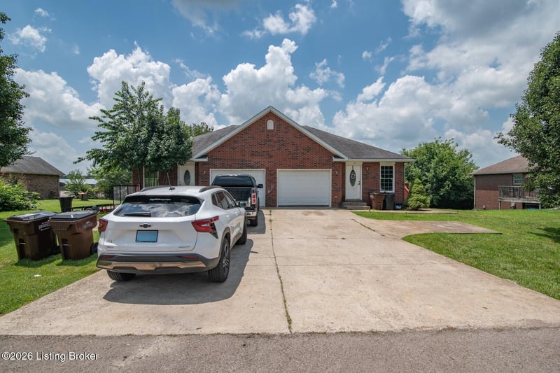 124 Wood Ln, Hodgenville, KY 42748