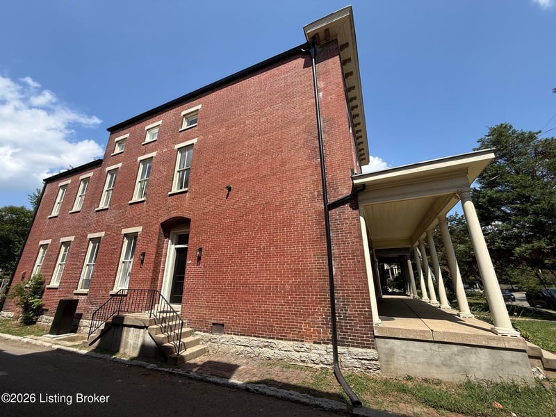 1240 S 1st St, Louisville, KY 40203
