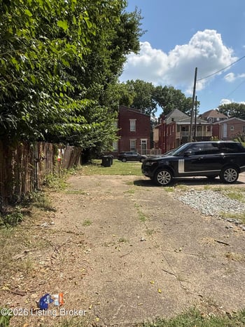 1240 S 1st St, Louisville, KY 40203