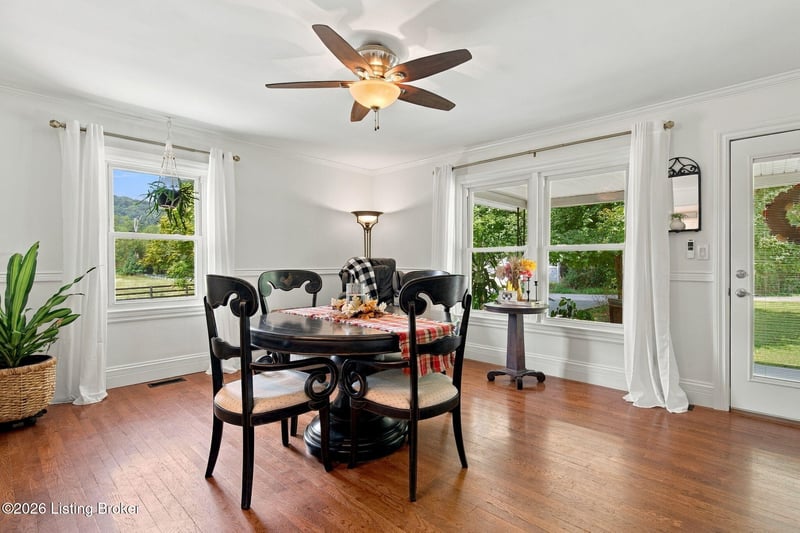 12402 Saw Mill Rd, Louisville, KY 40272