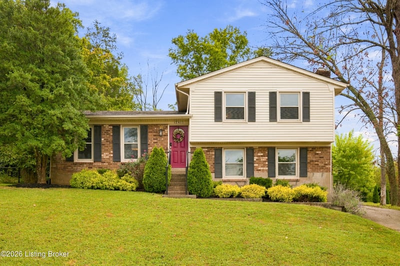 12411 Brookgreen Dr, Louisville, KY 40243