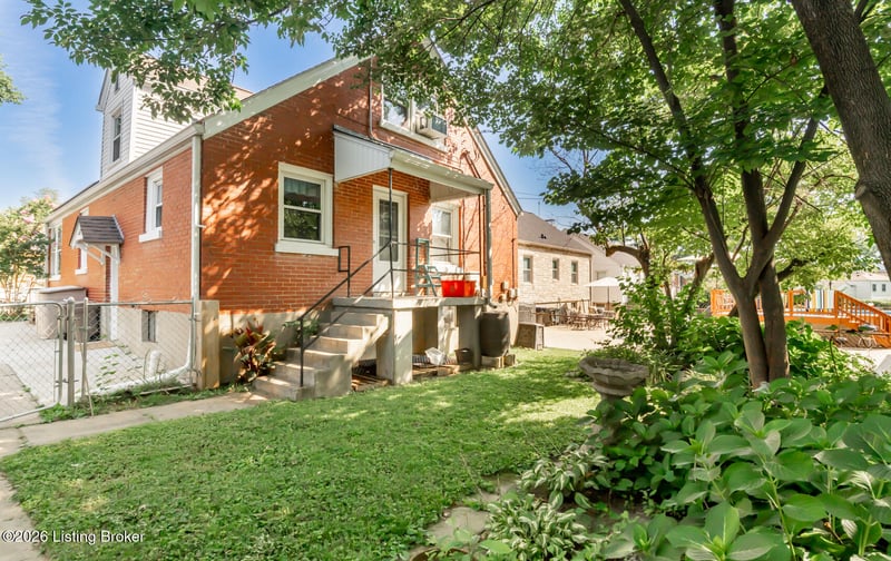 1244 Bourbon Ave, Louisville, KY 40213