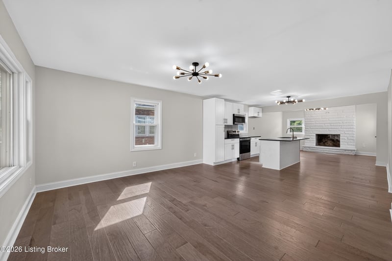 1249 Springdale Dr, Louisville, KY 40213