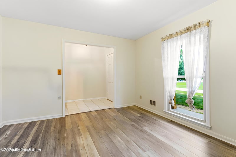 125 Bluegrass Way, Mt Washington, KY 40047