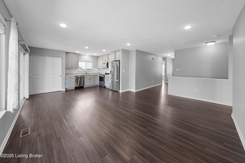 125 Broken Branch Ct, Mt Washington, KY 40047
