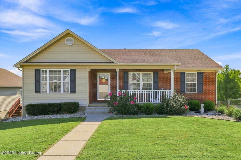 125 Fox Tail Ln, Frankfort, KY 40601
