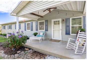 125 Rustic Ln, Shepherdsville, KY 40165