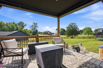 125 S Sunshine Dr, Shepherdsville, KY 40165
