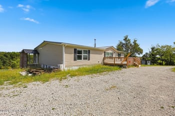 1250 Goshen Rd, Lawrenceburg, KY 40342