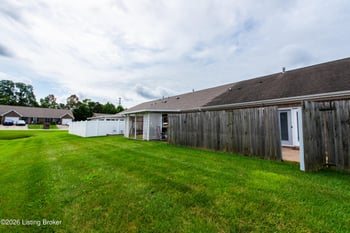 12500 Spring Falls Ct, Louisville, KY 40229