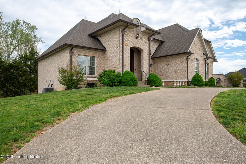 12503 Oakland Hills Trl, Louisville, KY 40291