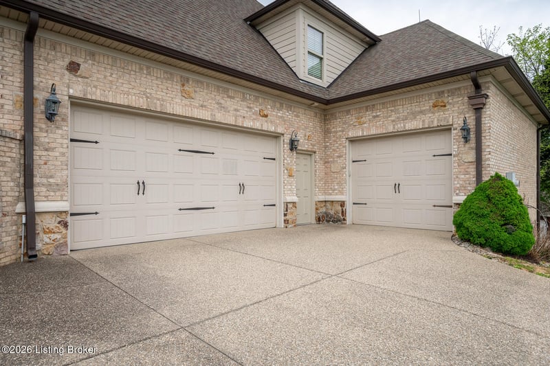 12503 Oakland Hills Trl, Louisville, KY 40291