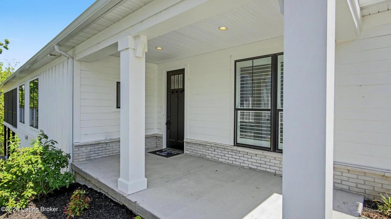 12515 Oakland Hills Trl, Louisville, KY 40291