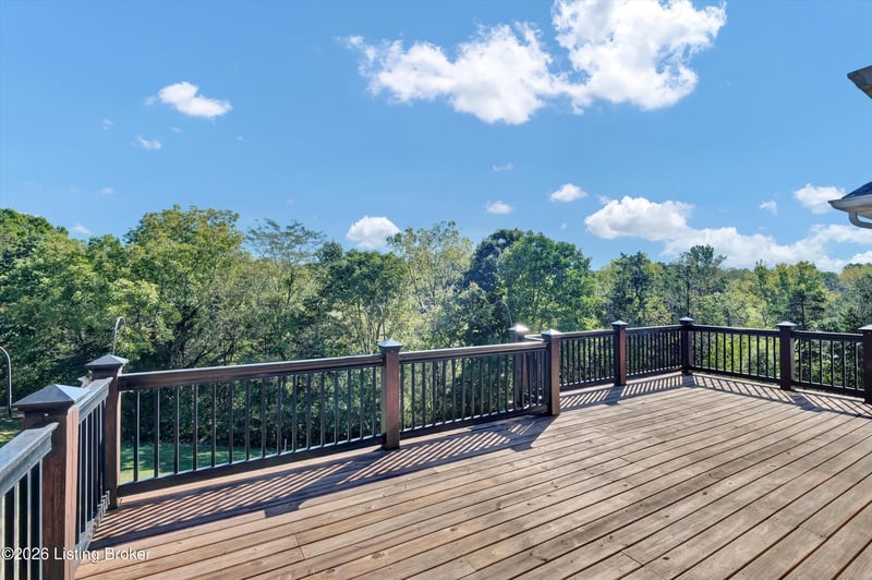 12523 Valley Pine Dr, Louisville, KY 40299