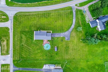 12533 Rineyville Rd, Vine Grove, KY 40175
