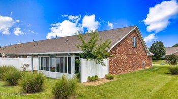 12562 Spring Falls Ct, Louisville, KY 40229