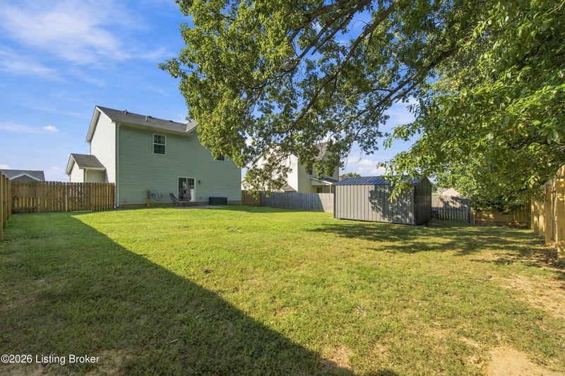 126 Garnette Ct, Mt Washington, KY 40047