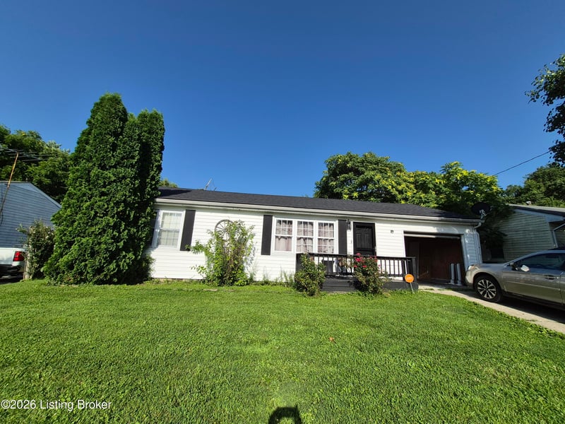 126 Hazel Lawn Dr, Shelbyville, KY 40065