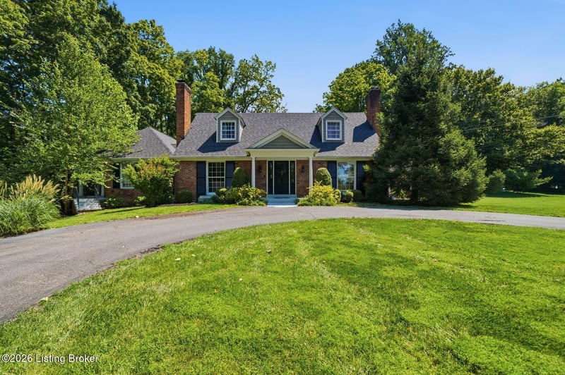 12601 N Osage Rd, Anchorage, KY 40223